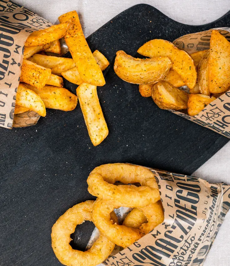 Condimentele perfecte pentru cartofi prăjiți – un amestec irezistibil de arome care transformă orice porție de cartofi într-o adevărată delicatesă.